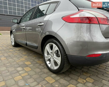 Сірий Рено Меган, об'ємом двигуна 1.6 л та пробігом 156 тис. км за 8350 $, фото 9 на Automoto.ua