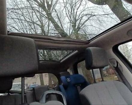 Серый Рено Меган, объемом двигателя 1.6 л и пробегом 243 тыс. км за 5800 $, фото 4 на Automoto.ua