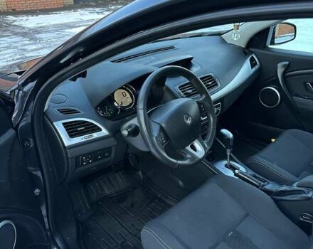 Серый Рено Меган, объемом двигателя 2 л и пробегом 247 тыс. км за 8000 $, фото 4 на Automoto.ua