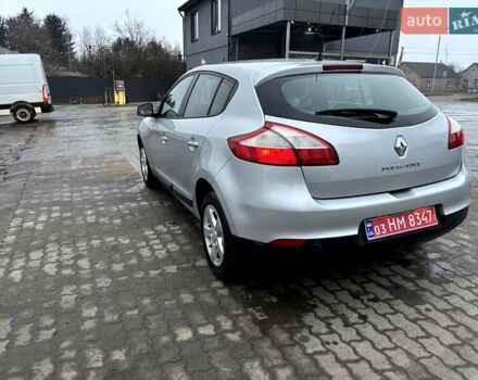 Сірий Рено Меган, об'ємом двигуна 1.6 л та пробігом 265 тис. км за 6100 $, фото 9 на Automoto.ua