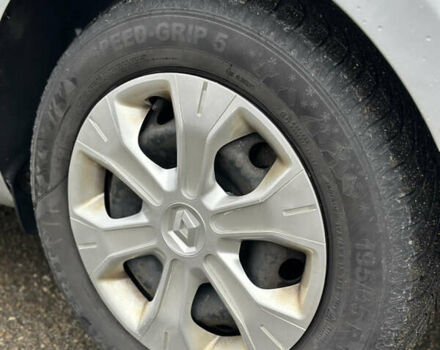 Серый Рено Меган, объемом двигателя 1.6 л и пробегом 170 тыс. км за 6500 $, фото 10 на Automoto.ua