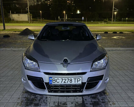 Серый Рено Меган, объемом двигателя 1.9 л и пробегом 275 тыс. км за 5999 $, фото 2 на Automoto.ua