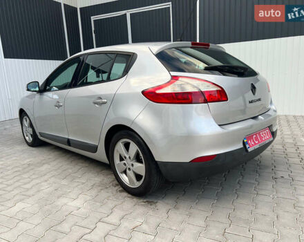 Серый Рено Меган, объемом двигателя 1.6 л и пробегом 144 тыс. км за 6699 $, фото 5 на Automoto.ua