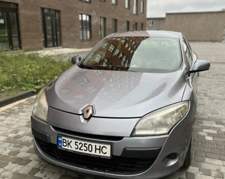 Серый Рено Меган, объемом двигателя 1.46 л и пробегом 333 тыс. км за 5200 $, фото 7 на Automoto.ua