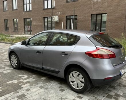 Рено Меган 2009 в Нетешине на Automoto.ua Серый Рено Меган, объемом двигателя 1.5 л и пробегом 333 тыс. км за 5100 $, фото 3 на Automoto.ua