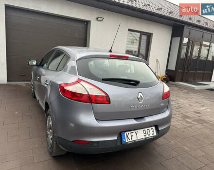 Серый Рено Меган, объемом двигателя 1.6 л и пробегом 200 тыс. км за 6250 $, фото 2 на Automoto.ua