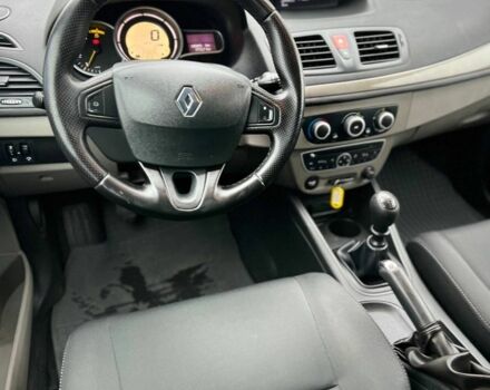Серый Рено Меган, объемом двигателя 0 л и пробегом 245 тыс. км за 6100 $, фото 7 на Automoto.ua