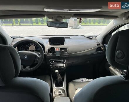 Сірий Рено Меган, об'ємом двигуна 1.6 л та пробігом 190 тис. км за 6800 $, фото 9 на Automoto.ua