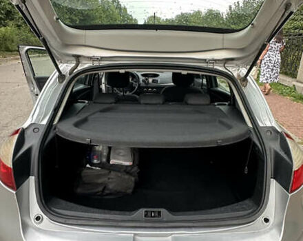 Рено Меган 2009 в Умани на Automoto.ua Серый Рено Меган, объемом двигателя 1.5 л и пробегом 381 тыс. км за 6200 $, фото 20 на Automoto.ua