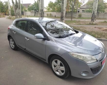 Рено Меган 2009 у Дніпро (Дніпропетровську) на Automoto.ua Сірий Рено Меган, об'ємом двигуна 1.6 л та пробігом 222 тис. км за 6800 $, фото 3 на Automoto.ua