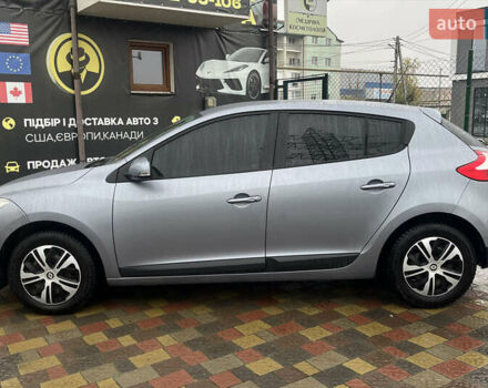 Рено Меган 2009 в Стрые на Automoto.ua Серый Рено Меган, объемом двигателя 1.6 л и пробегом 131 тыс. км за 6999 $, фото 3 на Automoto.ua