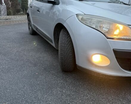 Сірий Рено Меган, об'ємом двигуна 1.5 л та пробігом 300 тис. км за 4499 $, фото 2 на Automoto.ua