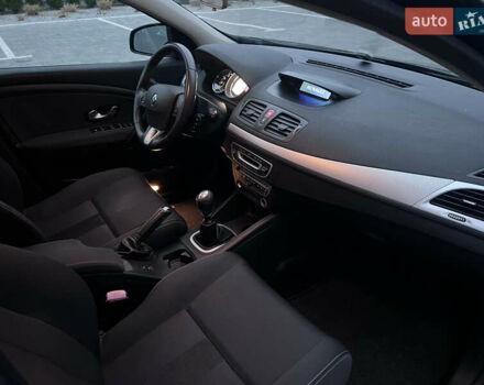 Серый Рено Меган, объемом двигателя 1.5 л и пробегом 249 тыс. км за 5900 $, фото 15 на Automoto.ua