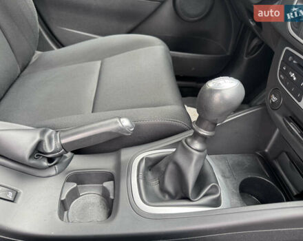 Серый Рено Меган, объемом двигателя 1.6 л и пробегом 200 тыс. км за 6250 $, фото 18 на Automoto.ua