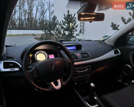 Серый Рено Меган, объемом двигателя 1.5 л и пробегом 249 тыс. км за 5900 $, фото 11 на Automoto.ua