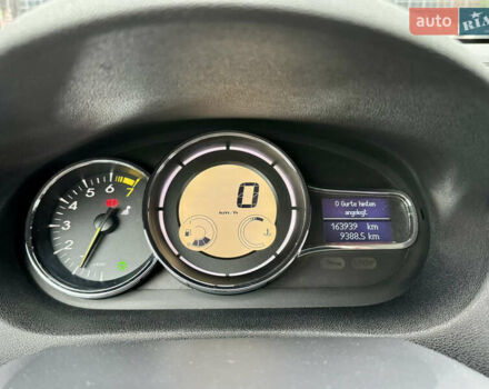 Серый Рено Меган, объемом двигателя 1.6 л и пробегом 164 тыс. км за 8000 $, фото 47 на Automoto.ua