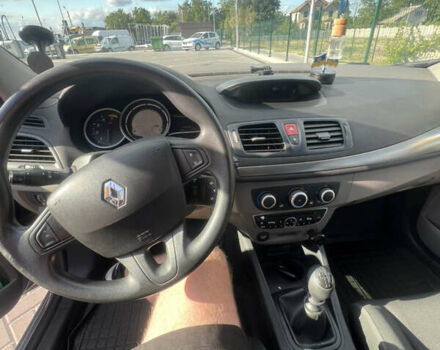 Рено Меган 2010 в Днепре (Днепропетровске) на Automoto.ua Серый Рено Меган, объемом двигателя 1.5 л и пробегом 326 тыс. км за 5550 $, фото 17 на Automoto.ua