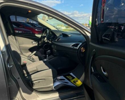 Серый Рено Меган, объемом двигателя 1.5 л и пробегом 289 тыс. км за 7200 $, фото 8 на Automoto.ua