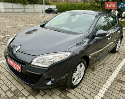 Серый Рено Меган, объемом двигателя 1.6 л и пробегом 164 тыс. км за 8000 $, фото 6 на Automoto.ua