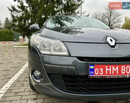Серый Рено Меган, объемом двигателя 1.6 л и пробегом 164 тыс. км за 8000 $, фото 19 на Automoto.ua