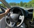 Серый Рено Меган, объемом двигателя 2 л и пробегом 194 тыс. км за 6400 $, фото 5 на Automoto.ua