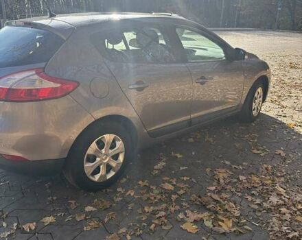 Серый Рено Меган, объемом двигателя 1.6 л и пробегом 303 тыс. км за 6500 $, фото 2 на Automoto.ua