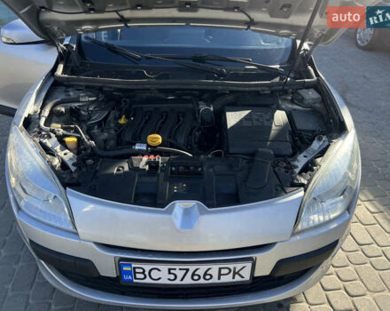 Серый Рено Меган, объемом двигателя 1.6 л и пробегом 251 тыс. км за 6000 $, фото 12 на Automoto.ua