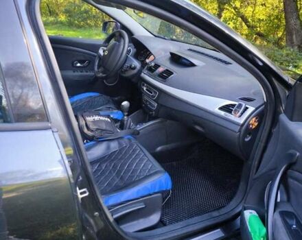 Серый Рено Меган, объемом двигателя 1.46 л и пробегом 178 тыс. км за 5600 $, фото 18 на Automoto.ua