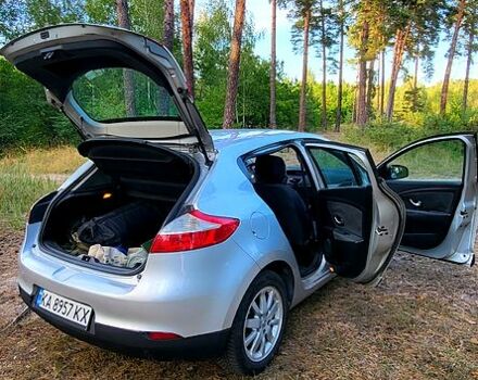 Серый Рено Меган, объемом двигателя 1.5 л и пробегом 348 тыс. км за 5250 $, фото 6 на Automoto.ua