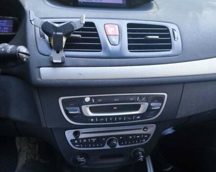 Серый Рено Меган, объемом двигателя 1.46 л и пробегом 178 тыс. км за 5600 $, фото 20 на Automoto.ua