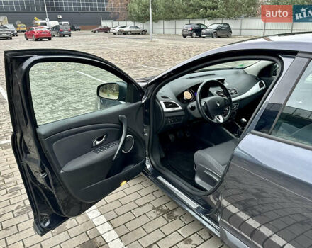 Серый Рено Меган, объемом двигателя 1.6 л и пробегом 164 тыс. км за 8000 $, фото 24 на Automoto.ua