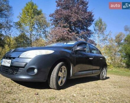 Серый Рено Меган, объемом двигателя 1.46 л и пробегом 178 тыс. км за 5600 $, фото 4 на Automoto.ua