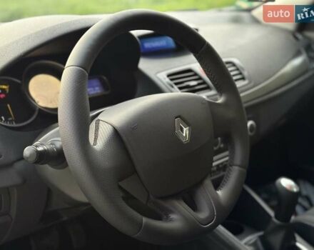 Серый Рено Меган, объемом двигателя 1.6 л и пробегом 168 тыс. км за 6500 $, фото 3 на Automoto.ua