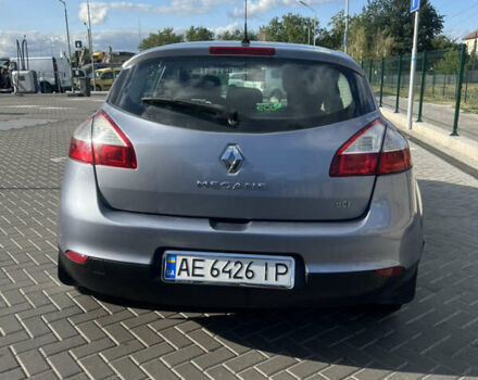 Рено Меган 2010 в Днепре (Днепропетровске) на Automoto.ua Серый Рено Меган, объемом двигателя 1.5 л и пробегом 326 тыс. км за 5550 $, фото 9 на Automoto.ua