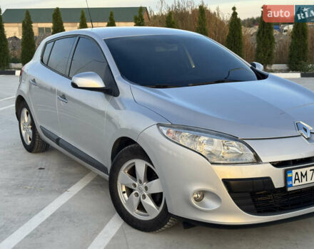 Рено Меган 2010 в Житомире на Automoto.ua Серый Рено Меган, объемом двигателя 1.46 л и пробегом 305 тыс. км за 7000 $, фото 7 на Automoto.ua