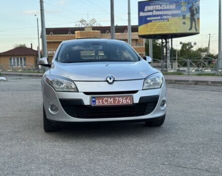 Рено Меган 2010 в Кропивницком (Кировограде) на Automoto.ua Серый Рено Меган, объемом двигателя 1.6 л и пробегом 179 тыс. км за 6550 $, фото 1 на Automoto.ua
