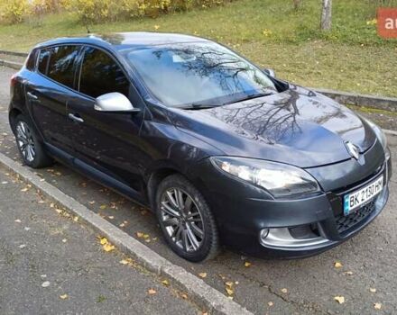 Рено Меган 2010 в Ровно на Automoto.ua Серый Рено Меган, объемом двигателя 1.46 л и пробегом 286 тыс. км за 5500 $, фото 3 на Automoto.ua