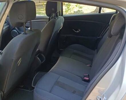 Рено Меган 2010 в Житомире на Automoto.ua Серый Рено Меган, объемом двигателя 1.46 л и пробегом 224 тыс. км за 6500 $, фото 1 на Automoto.ua