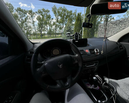 Серый Рено Меган, объемом двигателя 1.46 л и пробегом 230 тыс. км за 6299 $, фото 9 на Automoto.ua