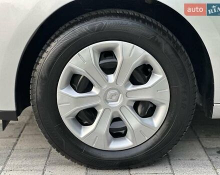 Серый Рено Меган, объемом двигателя 1.6 л и пробегом 168 тыс. км за 6500 $, фото 13 на Automoto.ua