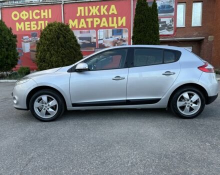 Рено Меган 2010 в Кропивницком (Кировограде) на Automoto.ua Серый Рено Меган, объемом двигателя 1.6 л и пробегом 179 тыс. км за 6550 $, фото 13 на Automoto.ua
