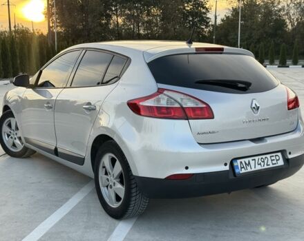 Рено Меган 2010 в Житомире на Automoto.ua Серый Рено Меган, объемом двигателя 1.5 л и пробегом 305 тыс. км за 6600 $, фото 4 на Automoto.ua
