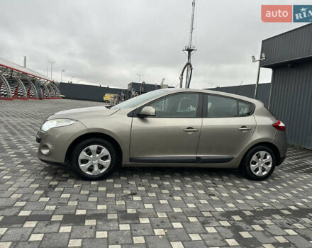 Серый Рено Меган, объемом двигателя 1.6 л и пробегом 248 тыс. км за 6800 $, фото 6 на Automoto.ua