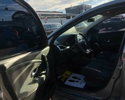 Серый Рено Меган, объемом двигателя 1.5 л и пробегом 289 тыс. км за 7200 $, фото 15 на Automoto.ua