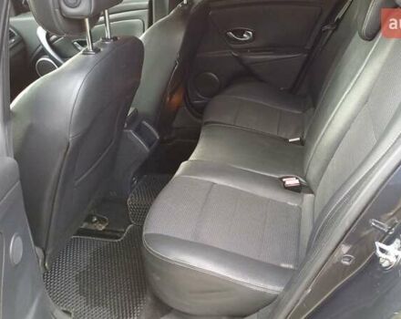 Рено Меган 2010 в Ровно на Automoto.ua Серый Рено Меган, объемом двигателя 1.46 л и пробегом 286 тыс. км за 5500 $, фото 15 на Automoto.ua