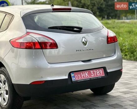 Серый Рено Меган, объемом двигателя 1.6 л и пробегом 168 тыс. км за 6500 $, фото 7 на Automoto.ua