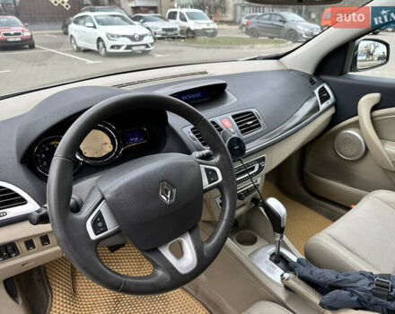 Сірий Рено Меган, об'ємом двигуна 2 л та пробігом 195 тис. км за 6700 $, фото 6 на Automoto.ua