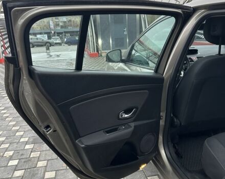 Серый Рено Меган, объемом двигателя 1.6 л и пробегом 248 тыс. км за 6800 $, фото 19 на Automoto.ua