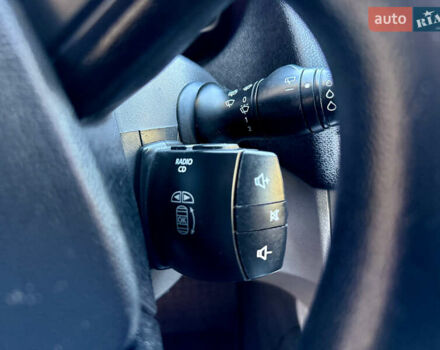 Рено Меган 2010 в Одессе на Automoto.ua Серый Рено Меган, объемом двигателя 1.46 л и пробегом 221 тыс. км за 5999 $, фото 38 на Automoto.ua