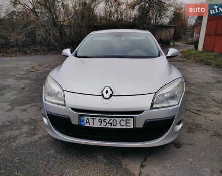 Серый Рено Меган, объемом двигателя 1.4 л и пробегом 247 тыс. км за 5900 $, фото 10 на Automoto.ua